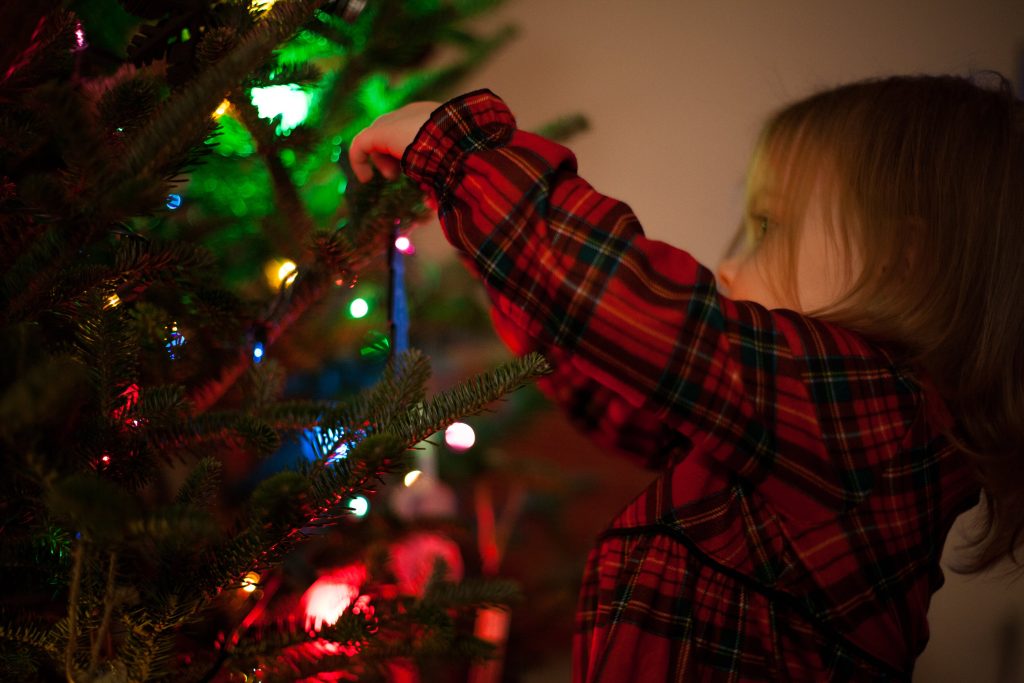 Nurturing Holiday Cheer: Coping Strategies for Children's Christmas Anxiety 1 Childrens Christmas Anxiety