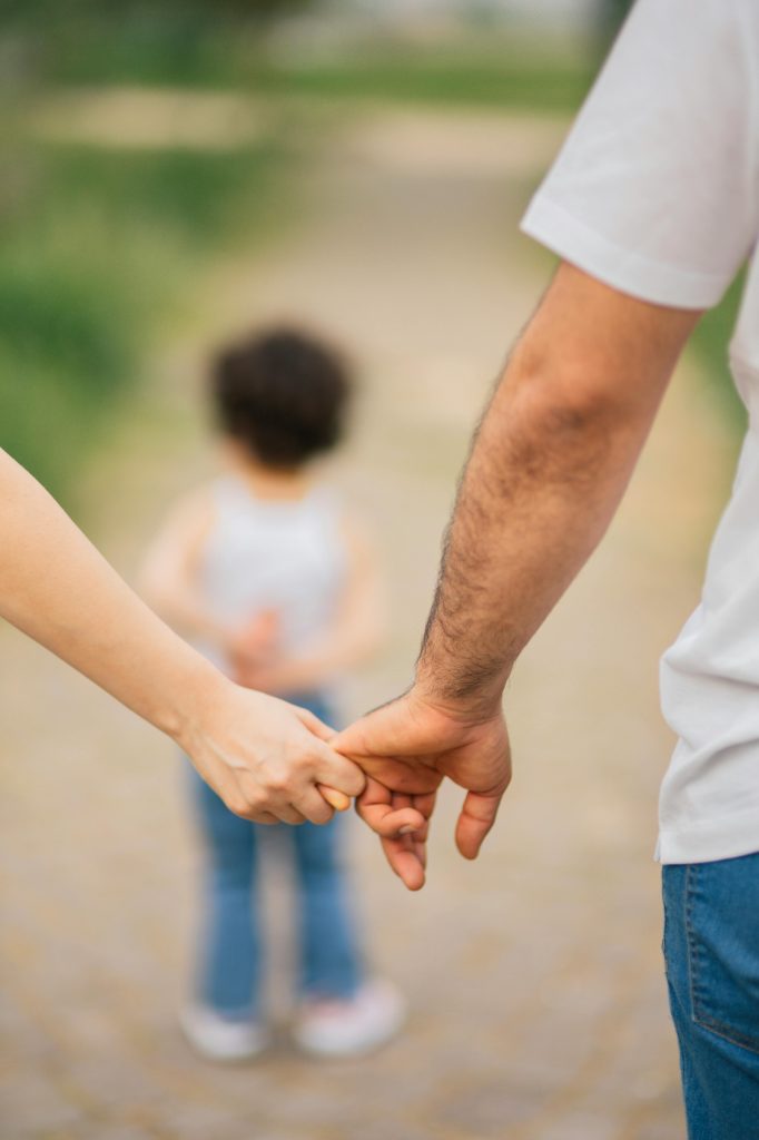 How Childhood Trauma Affects Adult Relationships (And How Trauma - Aware Coaching Can Help)